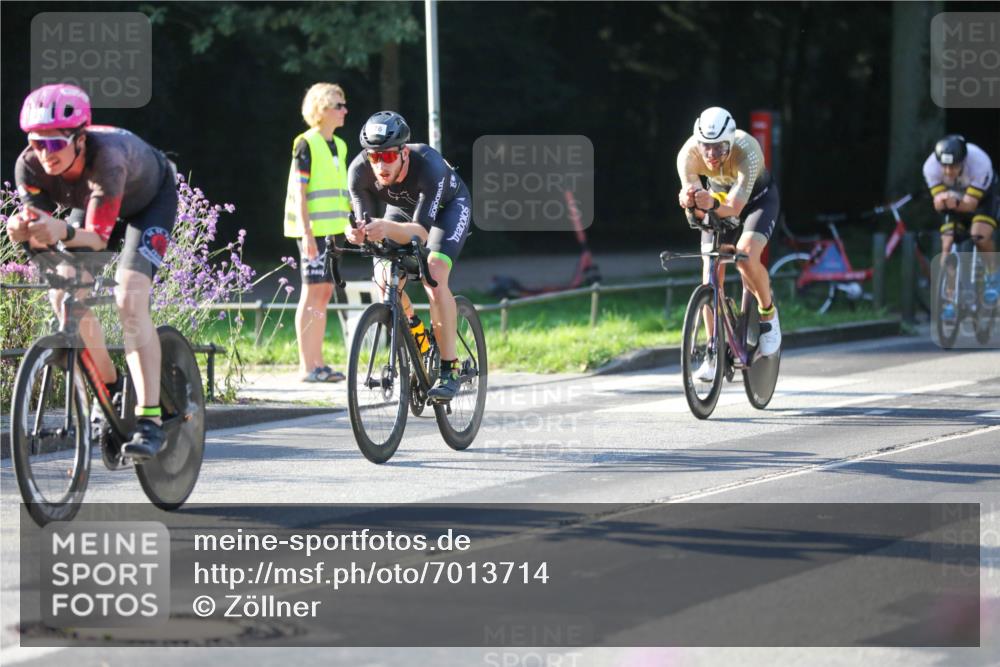 08.09.2024 - Stadtparktriathlon Zöllner http://msf.ph/oto/7013714 08.09.2024 09:15:14 Radfahren 15, 21, 32, 35, 40, 44, 54, 63, 75, 76, 127 meine-sportfotos.de