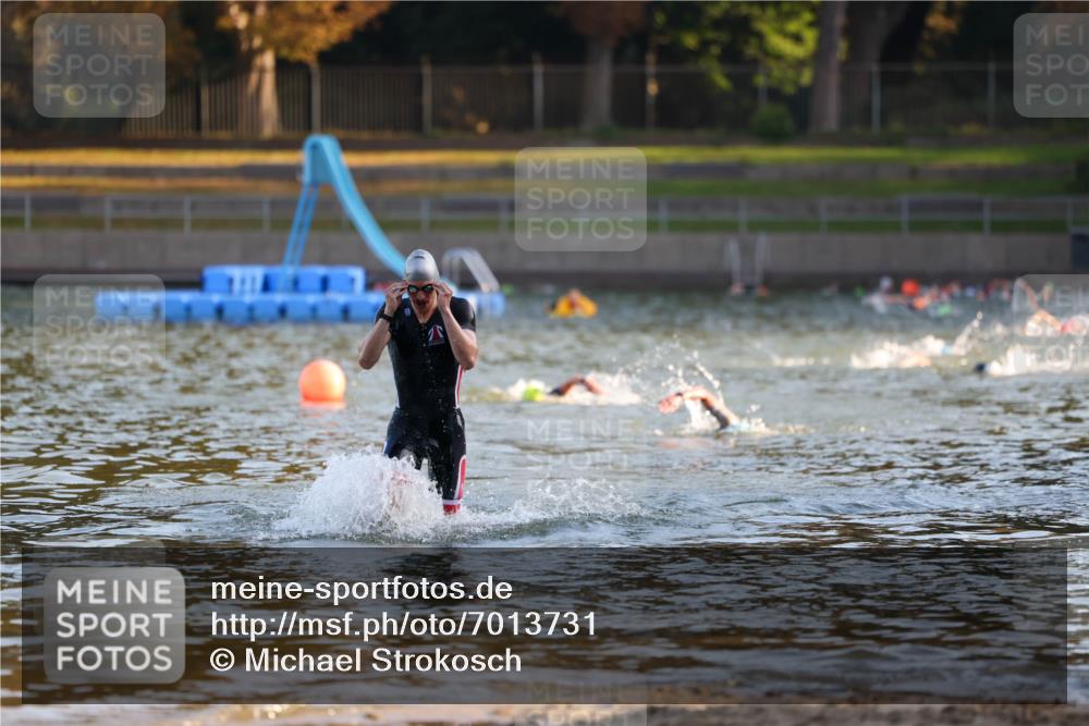 08.09.2024 - Stadtparktriathlon Michael Strokosch http://msf.ph/oto/7013731 08.09.2024 08:45:09 Schwimmen 87 meine-sportfotos.de