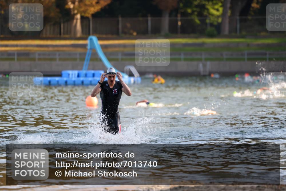 08.09.2024 - Stadtparktriathlon Michael Strokosch http://msf.ph/oto/7013740 08.09.2024 08:45:10 Schwimmen 87 meine-sportfotos.de