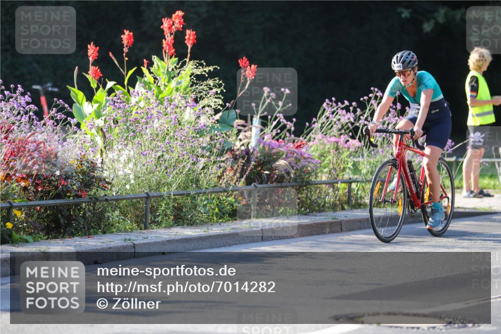 08.09.2024 - Stadtparktriathlon Zöllner http://msf.ph/oto/7014282 08.09.2024 09:18:09 Radfahren 60, 61, 100, 128, 140, 144 meine-sportfotos.de