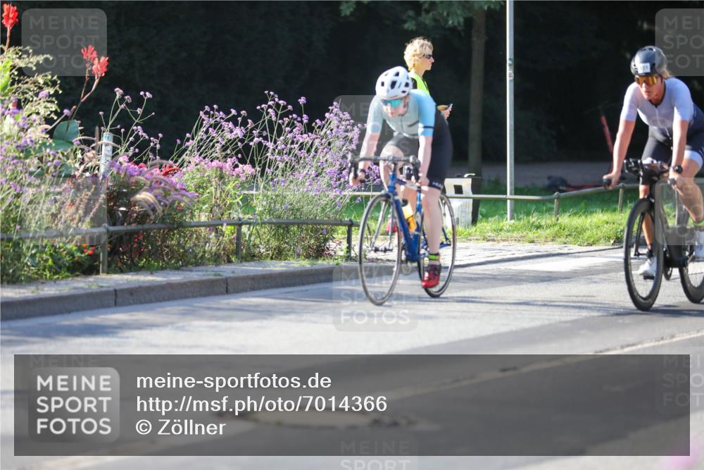 08.09.2024 - Stadtparktriathlon Zöllner http://msf.ph/oto/7014366 08.09.2024 09:18:29 Radfahren 151, 159 meine-sportfotos.de