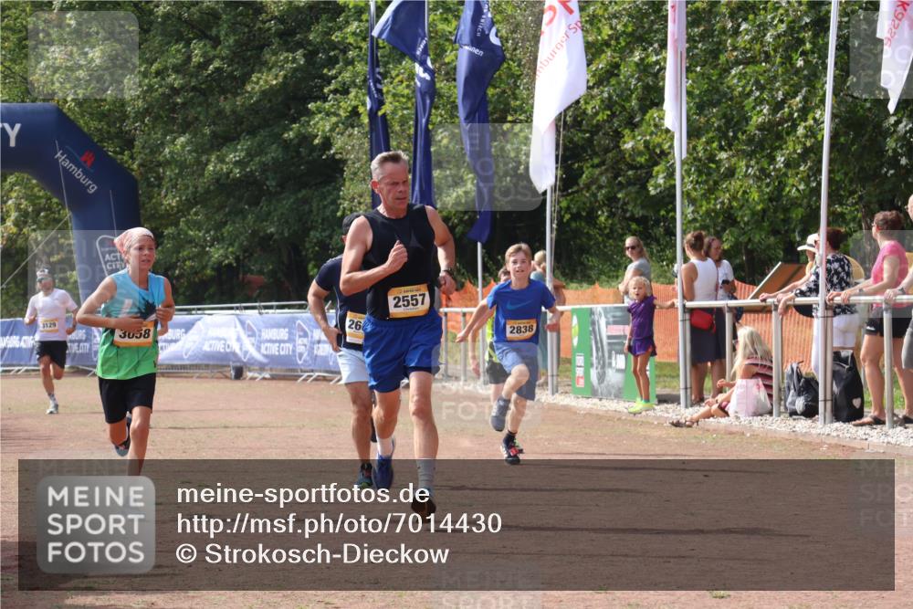 08.09.2024 - Airport Race Strokosch-Dieckow http://msf.ph/oto/7014430 08.09.2024 12:06:00 Ziel 582, 2557, 2606, 2838, 3058, 3099, 3100, 3129 meine-sportfotos.de