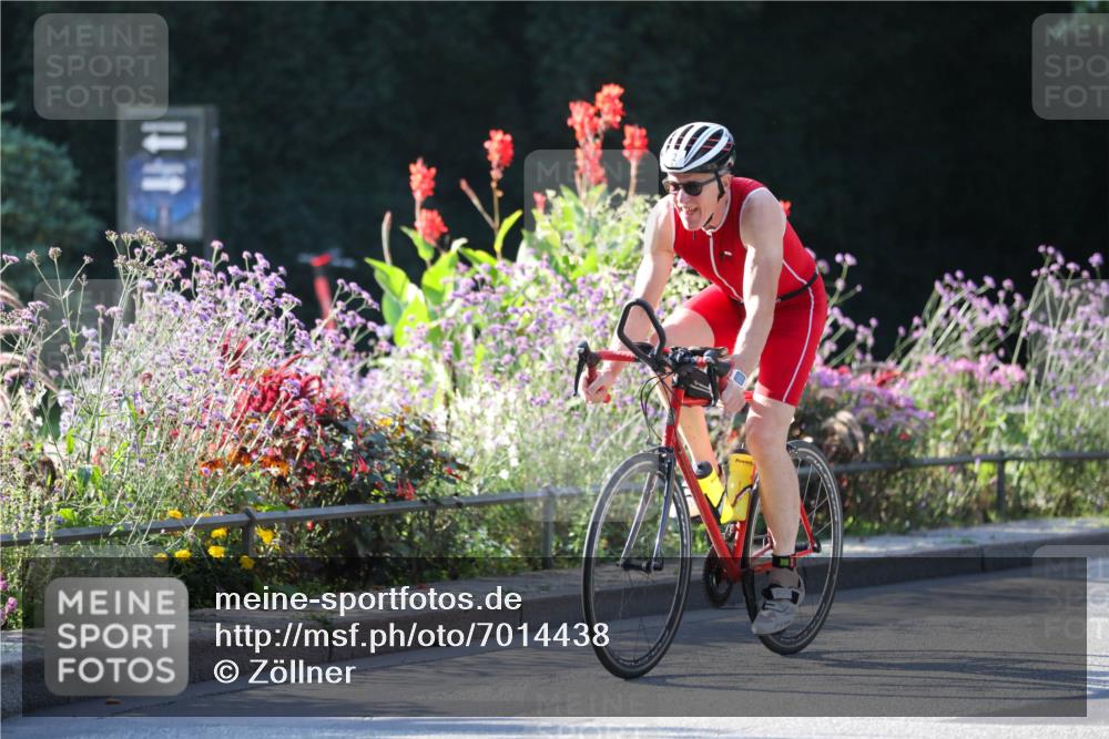 08.09.2024 - Stadtparktriathlon Zöllner http://msf.ph/oto/7014438 08.09.2024 09:19:14 Radfahren 2, 58, 122 meine-sportfotos.de