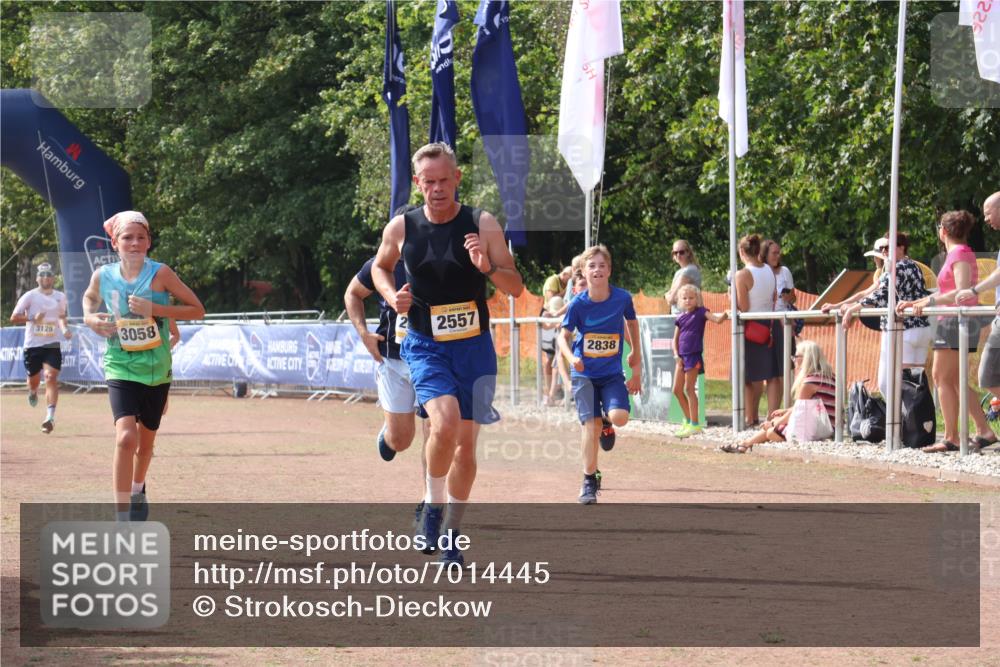 08.09.2024 - Airport Race Strokosch-Dieckow http://msf.ph/oto/7014445 08.09.2024 12:06:01 Ziel 582, 2557, 2606, 2838, 3058, 3099, 3100, 3129 meine-sportfotos.de