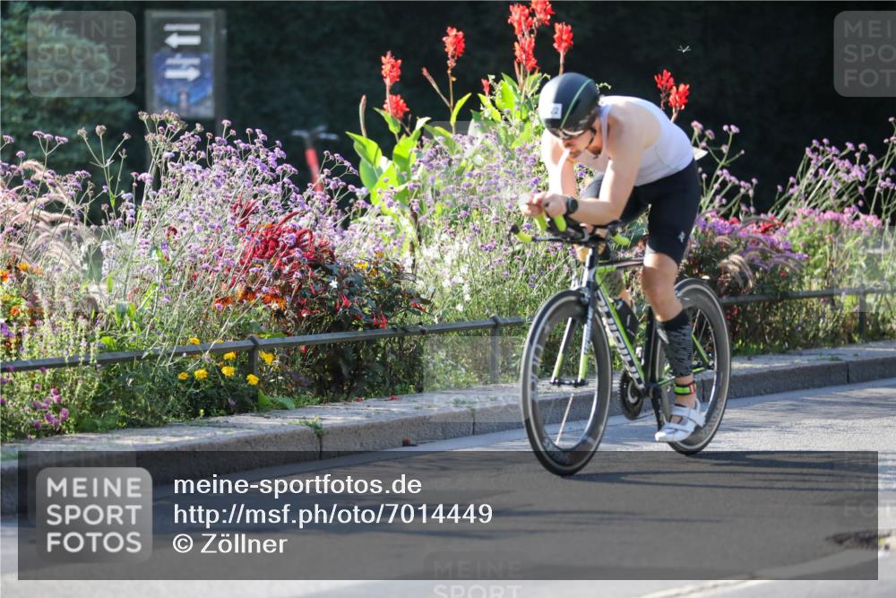 08.09.2024 - Stadtparktriathlon Zöllner http://msf.ph/oto/7014449 08.09.2024 09:19:23 Radfahren 58, 122, 132, 156, 157 meine-sportfotos.de