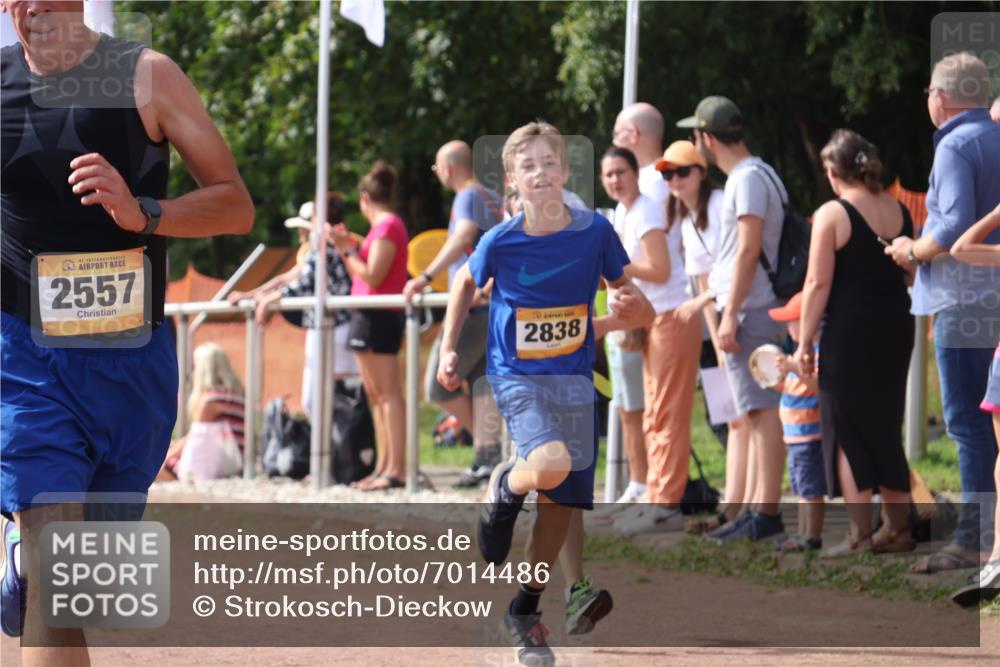 08.09.2024 - Airport Race Strokosch-Dieckow http://msf.ph/oto/7014486 08.09.2024 12:06:02 Ziel 582, 2557, 2606, 2838, 3058, 3099, 3100, 3129 meine-sportfotos.de