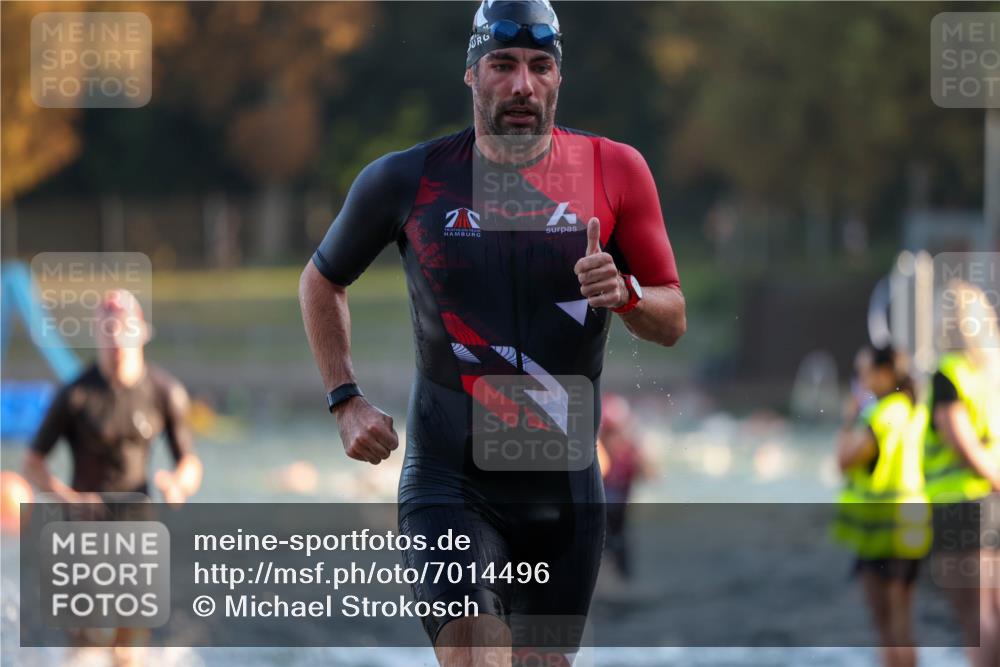 08.09.2024 - Stadtparktriathlon Michael Strokosch http://msf.ph/oto/7014496 08.09.2024 08:46:06 Schwimmen 5, 32, 38, 51 meine-sportfotos.de