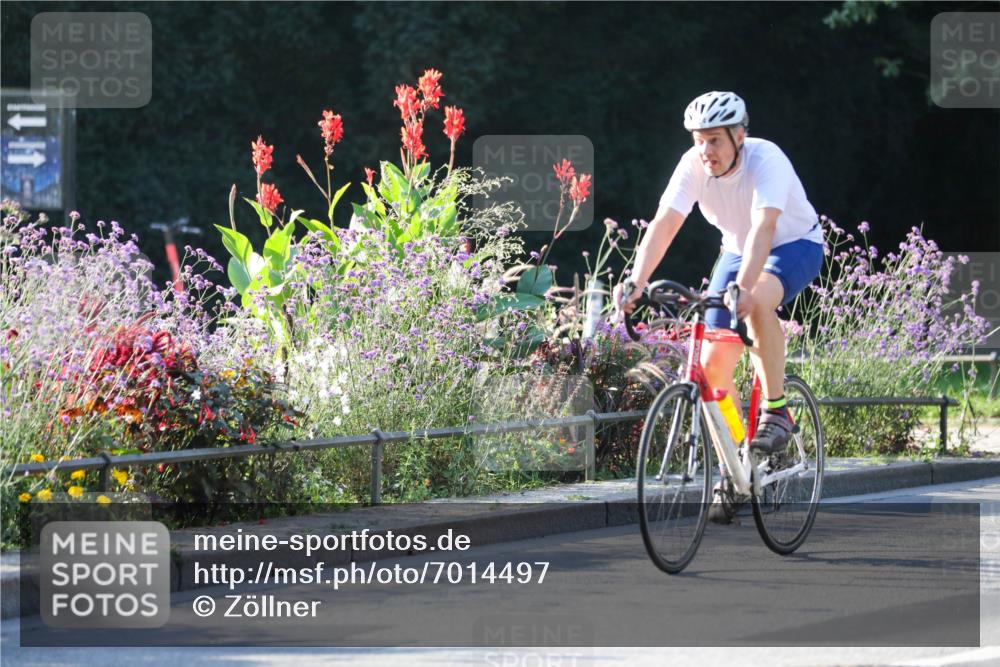 08.09.2024 - Stadtparktriathlon Zöllner http://msf.ph/oto/7014497 08.09.2024 09:19:43 Radfahren 104 meine-sportfotos.de