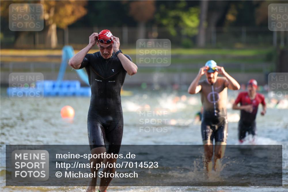08.09.2024 - Stadtparktriathlon Michael Strokosch http://msf.ph/oto/7014523 08.09.2024 08:46:08 Schwimmen 5, 32, 38, 51 meine-sportfotos.de