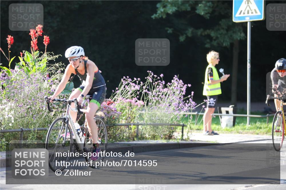 08.09.2024 - Stadtparktriathlon Zöllner http://msf.ph/oto/7014595 08.09.2024 09:20:13 Radfahren 65, 111, 134, 163, 180 meine-sportfotos.de
