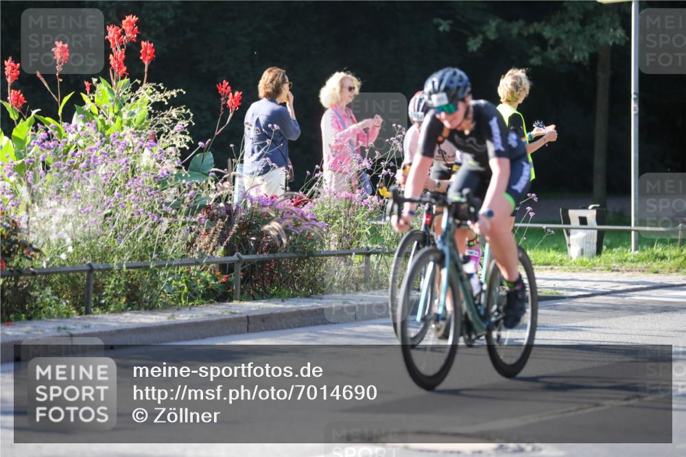 08.09.2024 - Stadtparktriathlon Zöllner http://msf.ph/oto/7014690 08.09.2024 09:21:16 Radfahren 64, 143, 162, 168 meine-sportfotos.de