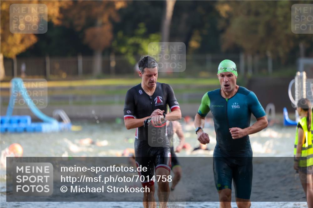 08.09.2024 - Stadtparktriathlon Michael Strokosch http://msf.ph/oto/7014758 08.09.2024 08:46:26 Schwimmen 1, 22, 34, 62, 71 meine-sportfotos.de