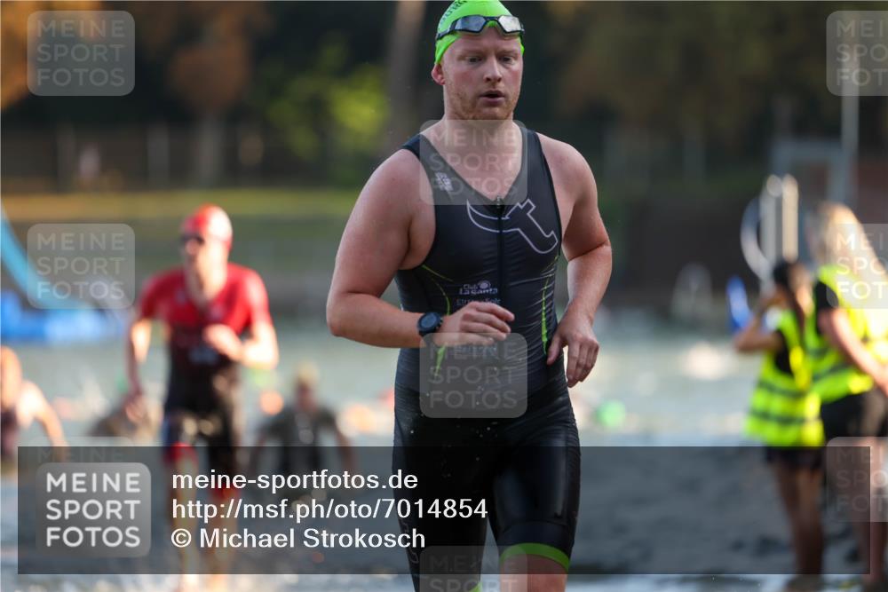 08.09.2024 - Stadtparktriathlon Michael Strokosch http://msf.ph/oto/7014854 08.09.2024 08:46:32 Schwimmen 22, 26, 34, 47, 71, 86 meine-sportfotos.de