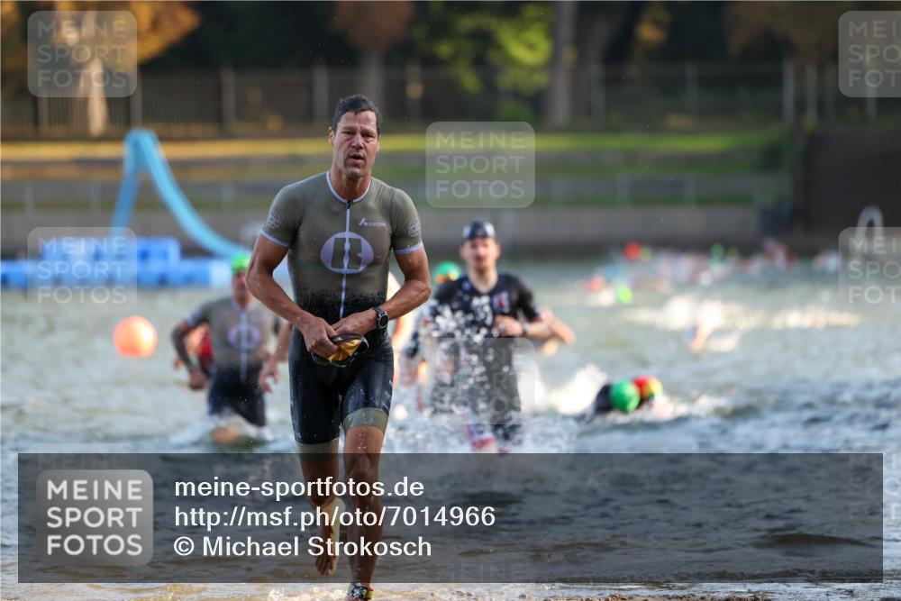 08.09.2024 - Stadtparktriathlon Michael Strokosch http://msf.ph/oto/7014966 08.09.2024 08:46:40 Schwimmen 19, 25, 26, 29, 47, 50, 68, 77, 83, 86 meine-sportfotos.de