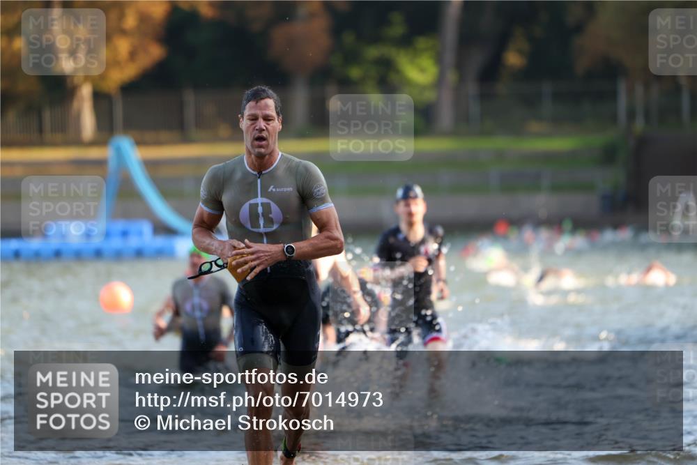 08.09.2024 - Stadtparktriathlon Michael Strokosch http://msf.ph/oto/7014973 08.09.2024 08:46:40 Schwimmen 19, 25, 26, 29, 47, 50, 68, 77, 83, 86 meine-sportfotos.de