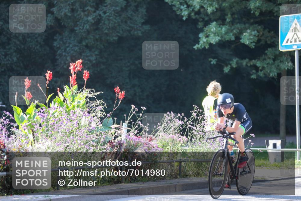 08.09.2024 - Stadtparktriathlon Zöllner http://msf.ph/oto/7014980 08.09.2024 09:25:01 Radfahren 92, 106, 124, 140, 144, 151 meine-sportfotos.de