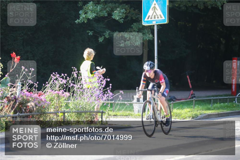 08.09.2024 - Stadtparktriathlon Zöllner http://msf.ph/oto/7014999 08.09.2024 09:25:10 Radfahren 101, 124, 140 meine-sportfotos.de
