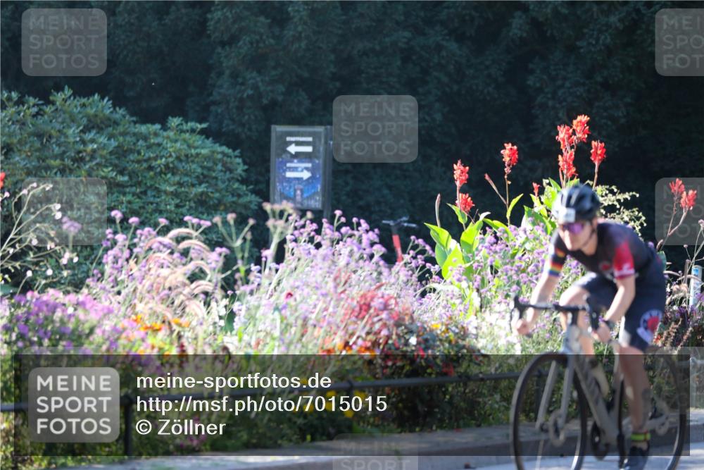 08.09.2024 - Stadtparktriathlon Zöllner http://msf.ph/oto/7015015 08.09.2024 09:25:11 Radfahren 101, 124, 140 meine-sportfotos.de