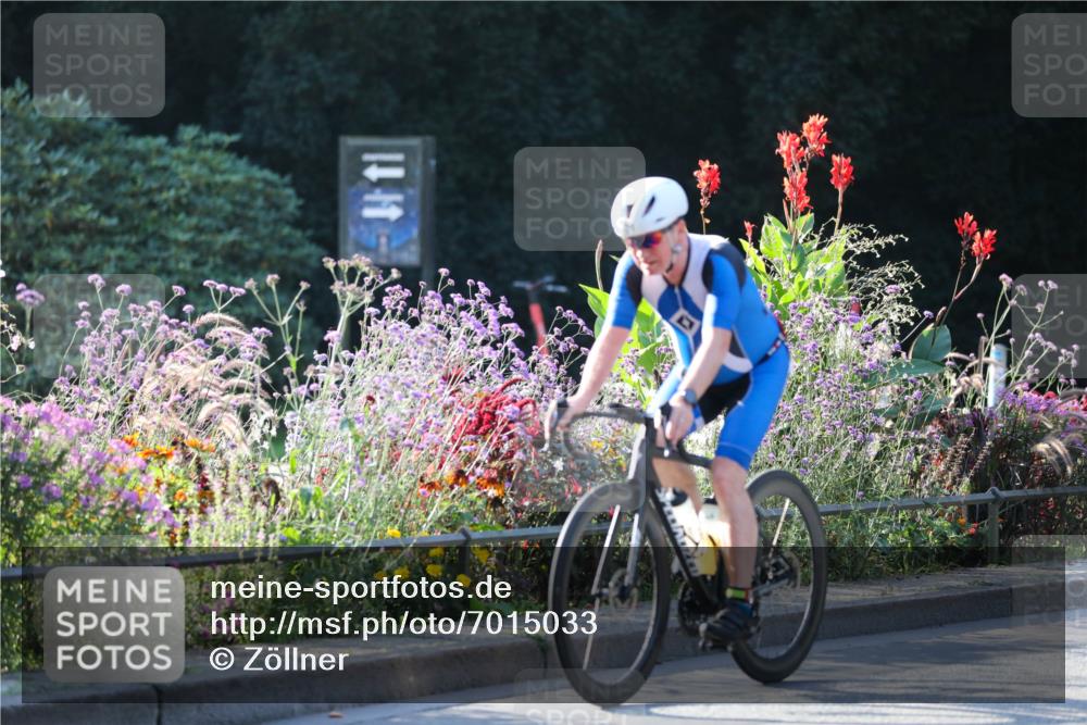 08.09.2024 - Stadtparktriathlon Zöllner http://msf.ph/oto/7015033 08.09.2024 09:25:17 Radfahren 101 meine-sportfotos.de