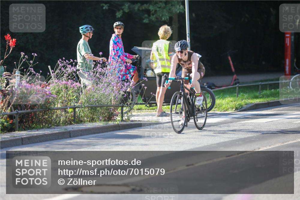 08.09.2024 - Stadtparktriathlon Zöllner http://msf.ph/oto/7015079 08.09.2024 09:25:50 Radfahren 91, 102, 105, 110, 141, 158, 167 meine-sportfotos.de