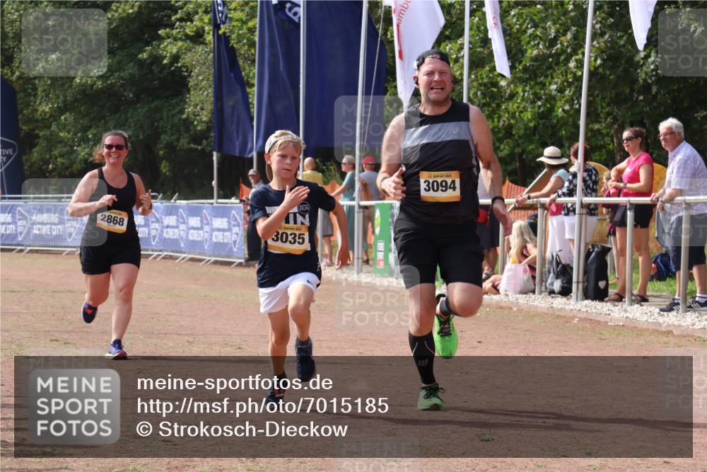 08.09.2024 - Airport Race Strokosch-Dieckow http://msf.ph/oto/7015185 08.09.2024 12:06:29 Ziel 1228, 2868, 3035, 3094 meine-sportfotos.de