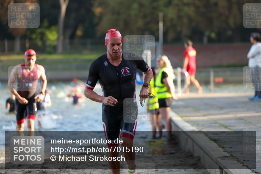 08.09.2024 - Stadtparktriathlon Michael Strokosch http://msf.ph/oto/7015190 08.09.2024 08:46:54 Schwimmen 20, 33, 48, 77, 80, 83, 89 meine-sportfotos.de