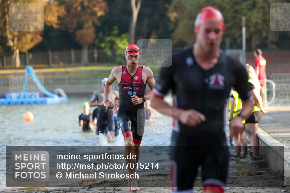 08.09.2024 - Stadtparktriathlon Michael Strokosch http://msf.ph/oto/7015214 08.09.2024 08:46:55 Schwimmen 20, 33, 48, 80, 83, 89 meine-sportfotos.de