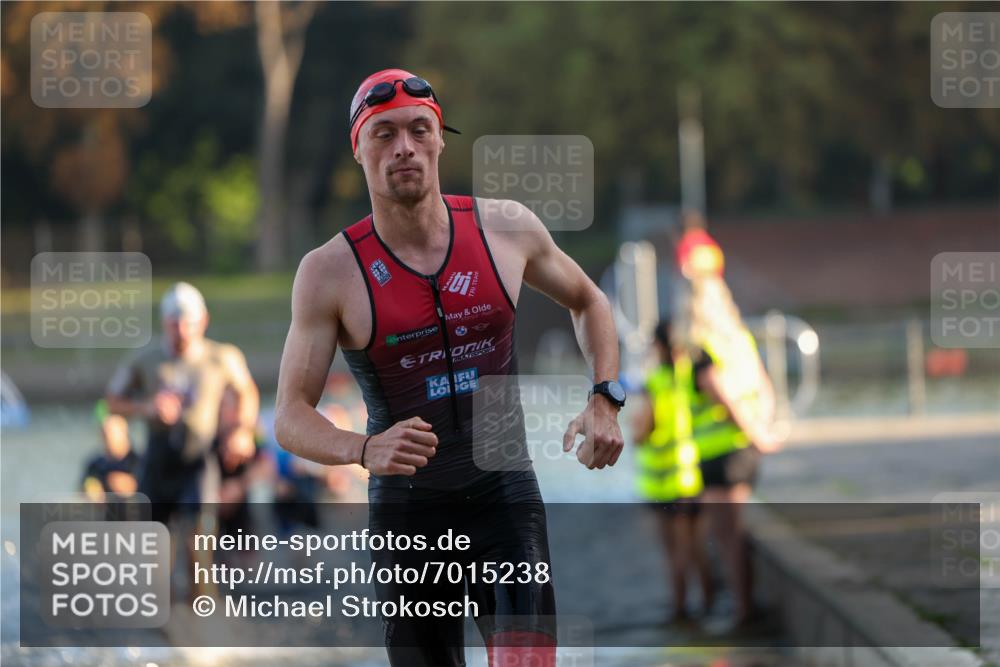 08.09.2024 - Stadtparktriathlon Michael Strokosch http://msf.ph/oto/7015238 08.09.2024 08:46:56 Schwimmen 3, 20, 33, 48, 80, 83, 89 meine-sportfotos.de