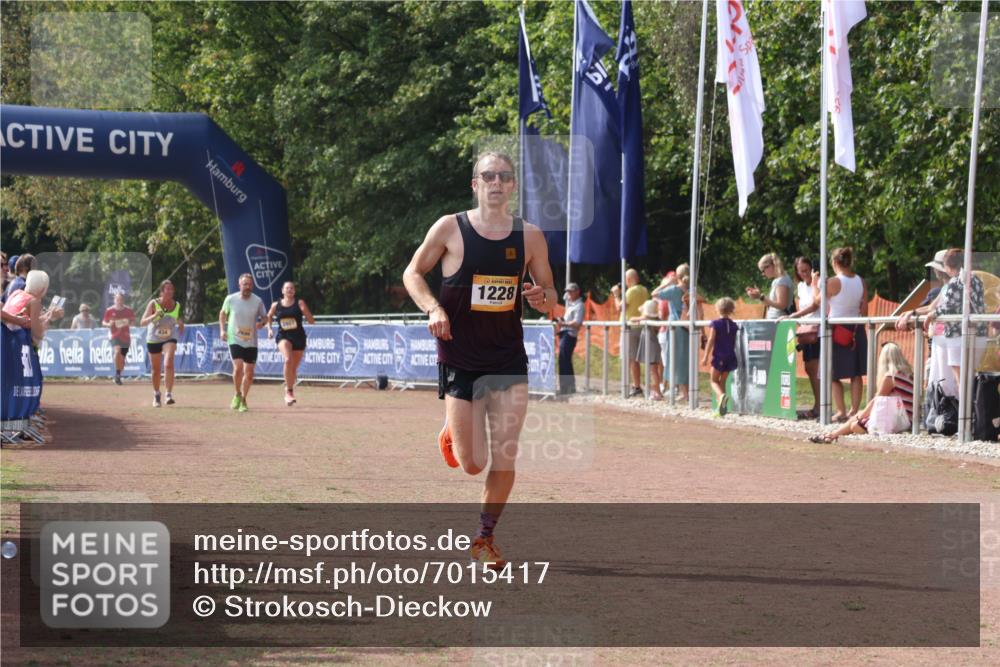 08.09.2024 - Airport Race Strokosch-Dieckow http://msf.ph/oto/7015417 08.09.2024 12:06:35 Ziel 1228, 2807, 2868 meine-sportfotos.de