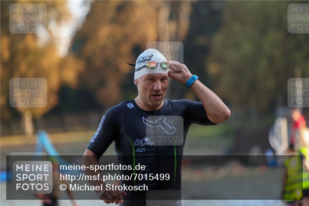 08.09.2024 - Stadtparktriathlon Michael Strokosch http://msf.ph/oto/7015499 08.09.2024 08:47:13 Schwimmen 39, 44, 78 meine-sportfotos.de