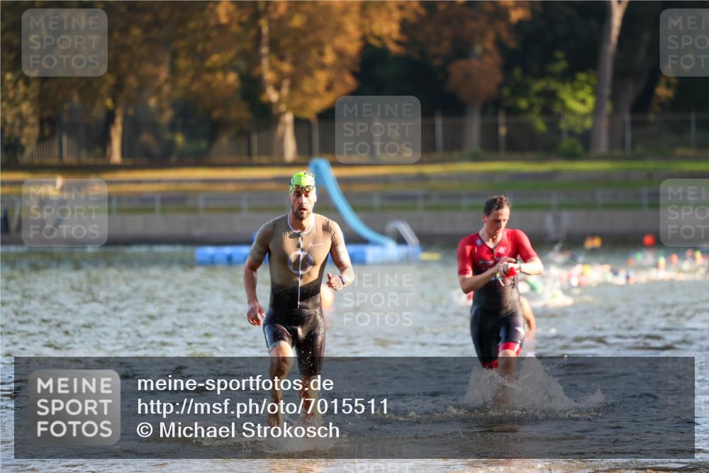 08.09.2024 - Stadtparktriathlon Michael Strokosch http://msf.ph/oto/7015511 08.09.2024 08:47:16 Schwimmen 39, 44, 55 meine-sportfotos.de
