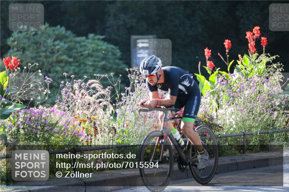 08.09.2024 - Stadtparktriathlon Zöllner http://msf.ph/oto/7015594 08.09.2024 09:29:04 Radfahren 90, 99, 121 meine-sportfotos.de