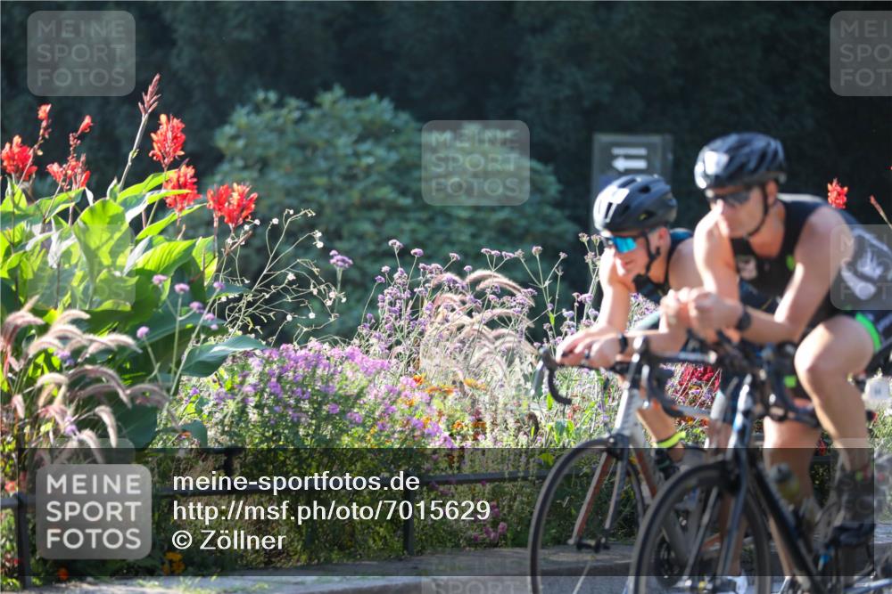 08.09.2024 - Stadtparktriathlon Zöllner http://msf.ph/oto/7015629 08.09.2024 09:29:41 Radfahren 94, 123 meine-sportfotos.de