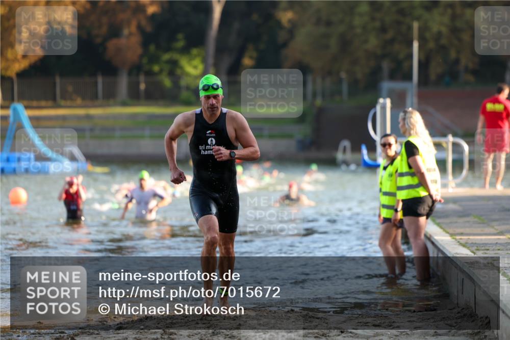 08.09.2024 - Stadtparktriathlon Michael Strokosch http://msf.ph/oto/7015672 08.09.2024 08:47:29 Schwimmen 55 meine-sportfotos.de