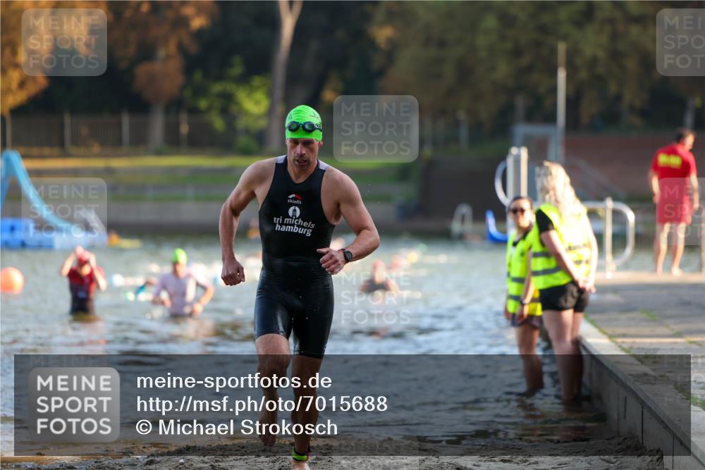 08.09.2024 - Stadtparktriathlon Michael Strokosch http://msf.ph/oto/7015688 08.09.2024 08:47:30 Schwimmen 55 meine-sportfotos.de