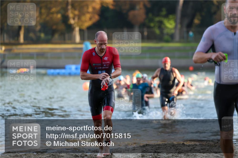 08.09.2024 - Stadtparktriathlon Michael Strokosch http://msf.ph/oto/7015815 08.09.2024 08:47:46 Schwimmen 18, 28, 30, 31, 41, 63, 76, 85 meine-sportfotos.de