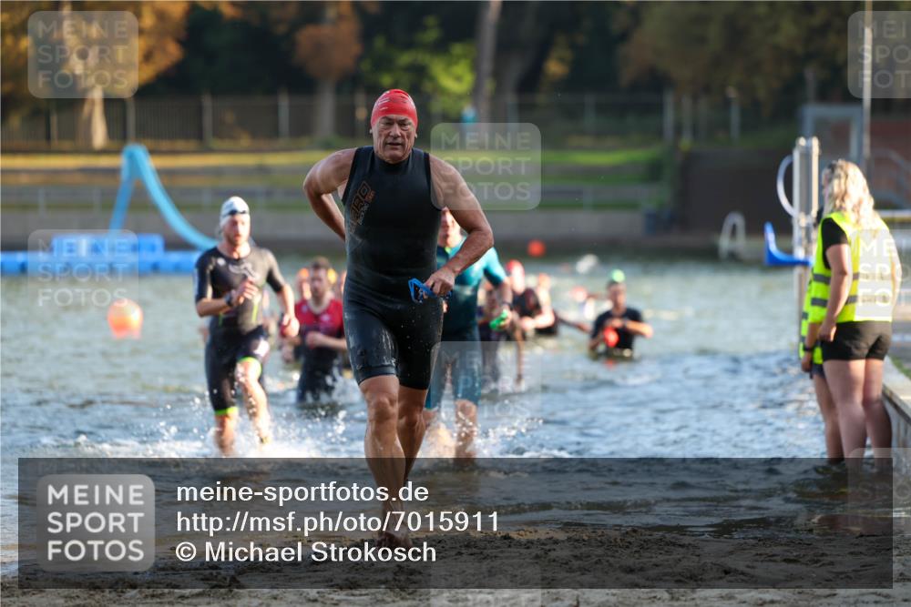 08.09.2024 - Stadtparktriathlon Michael Strokosch http://msf.ph/oto/7015911 08.09.2024 08:47:50 Schwimmen 21, 28, 30, 31, 41, 45, 54, 63, 72, 76, 85 meine-sportfotos.de
