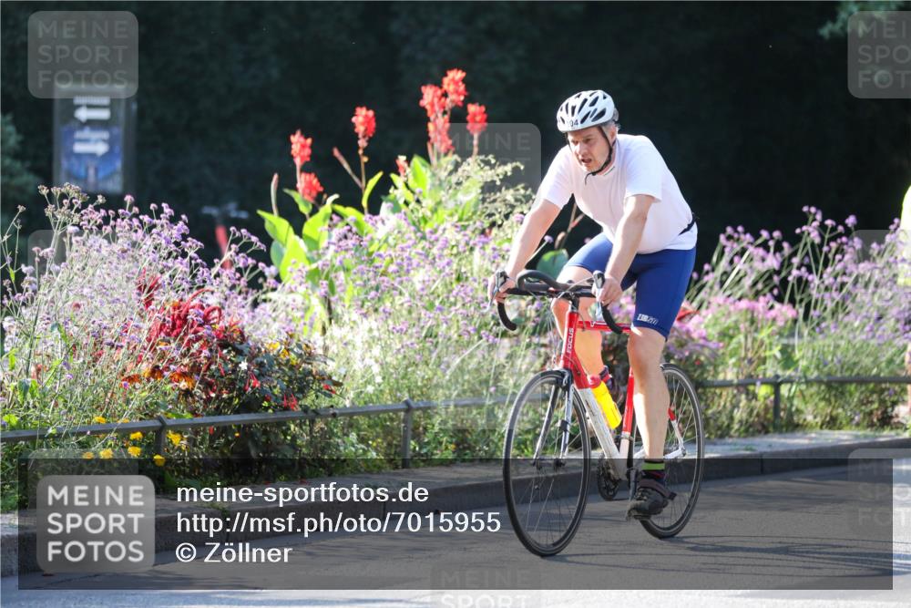 08.09.2024 - Stadtparktriathlon Zöllner http://msf.ph/oto/7015955 08.09.2024 09:34:16 Radfahren 104, 145, 154, 159 meine-sportfotos.de