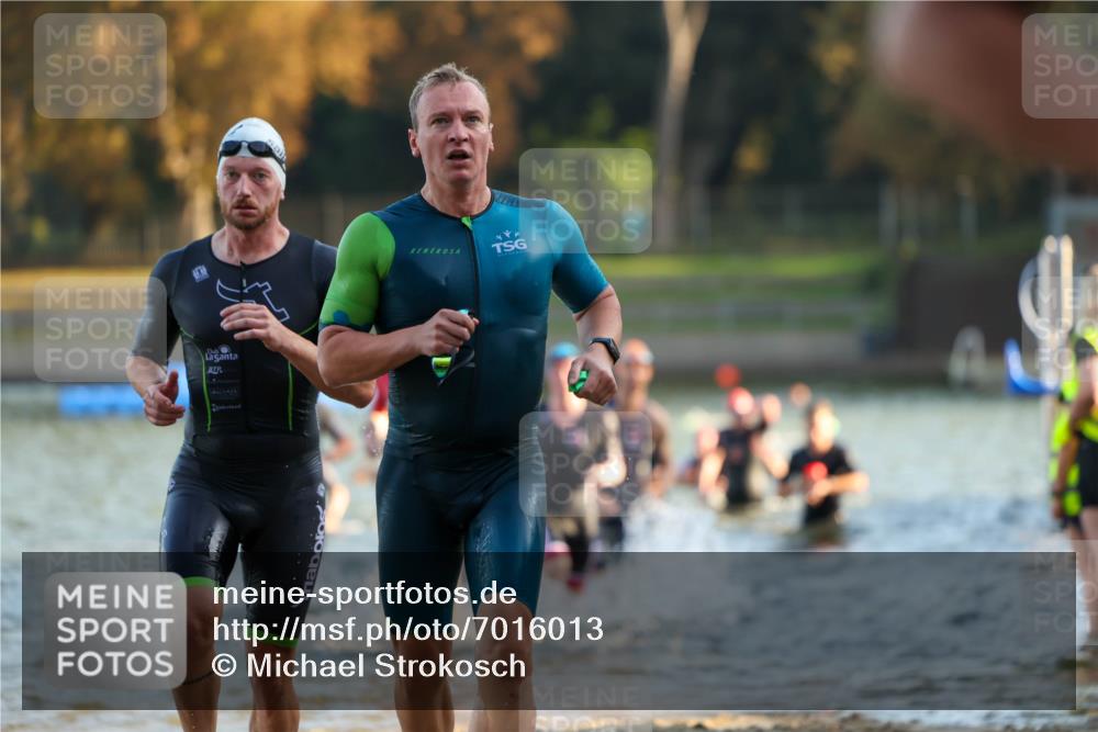 08.09.2024 - Stadtparktriathlon Michael Strokosch http://msf.ph/oto/7016013 08.09.2024 08:47:54 Schwimmen 21, 23, 28, 30, 35, 41, 45, 54, 63, 66, 67, 72, 74, 76, 85 meine-sportfotos.de