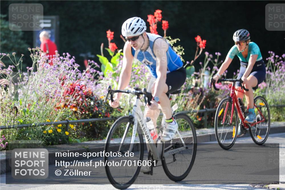 08.09.2024 - Stadtparktriathlon Zöllner http://msf.ph/oto/7016061 08.09.2024 09:35:34 Radfahren 100, 103, 146, 161, 166 meine-sportfotos.de