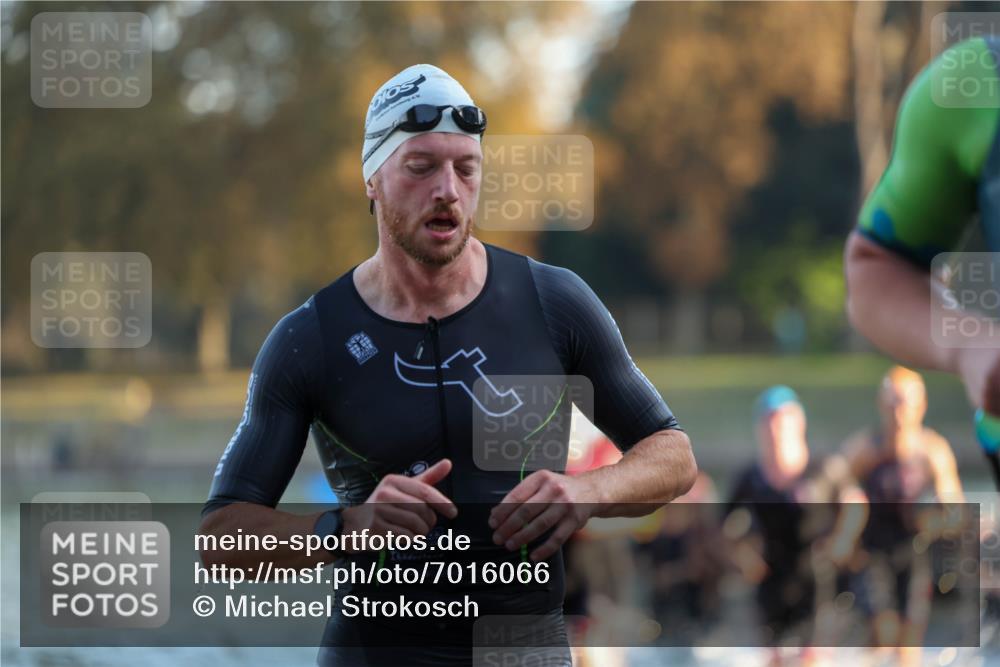 08.09.2024 - Stadtparktriathlon Michael Strokosch http://msf.ph/oto/7016066 08.09.2024 08:47:56 Schwimmen 15, 21, 23, 28, 35, 40, 41, 45, 54, 63, 66, 67, 72, 74, 76, 85 meine-sportfotos.de
