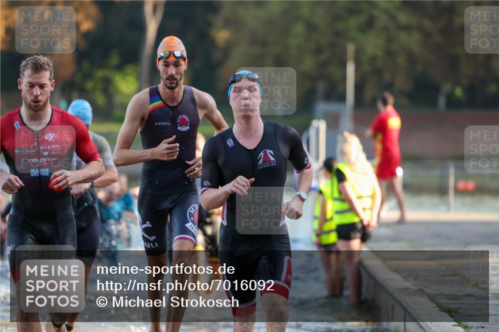 08.09.2024 - Stadtparktriathlon Michael Strokosch http://msf.ph/oto/7016092 08.09.2024 08:47:58 Schwimmen 15, 21, 23, 28, 35, 40, 41, 45, 54, 66, 67, 72, 74, 82, 85 meine-sportfotos.de