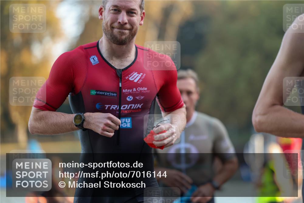 08.09.2024 - Stadtparktriathlon Michael Strokosch http://msf.ph/oto/7016144 08.09.2024 08:48:01 Schwimmen 15, 21, 23, 28, 35, 37, 40, 41, 45, 54, 66, 67, 72, 74, 82 meine-sportfotos.de
