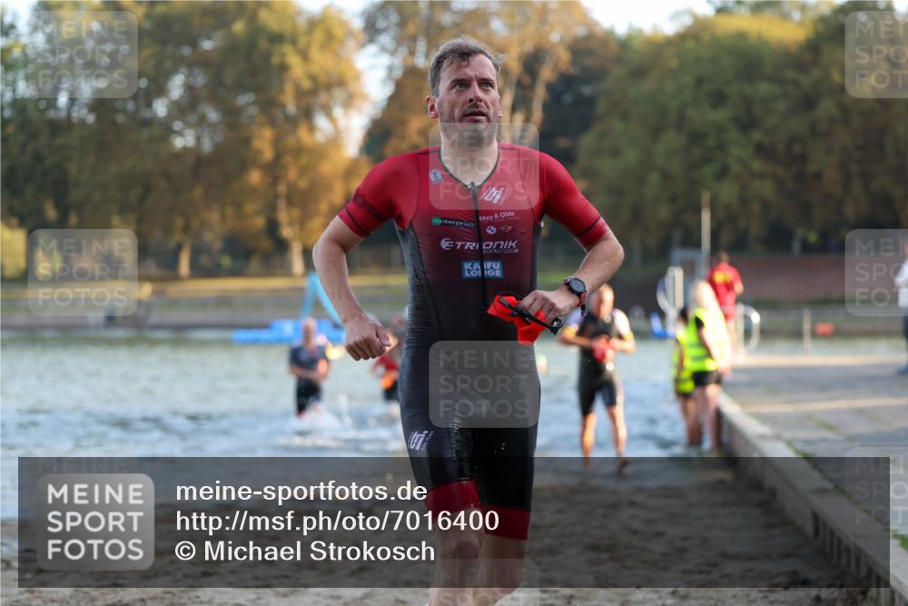 08.09.2024 - Stadtparktriathlon Michael Strokosch http://msf.ph/oto/7016400 08.09.2024 08:48:14 Schwimmen 24, 27, 37, 46, 57, 58, 60, 64, 82 meine-sportfotos.de