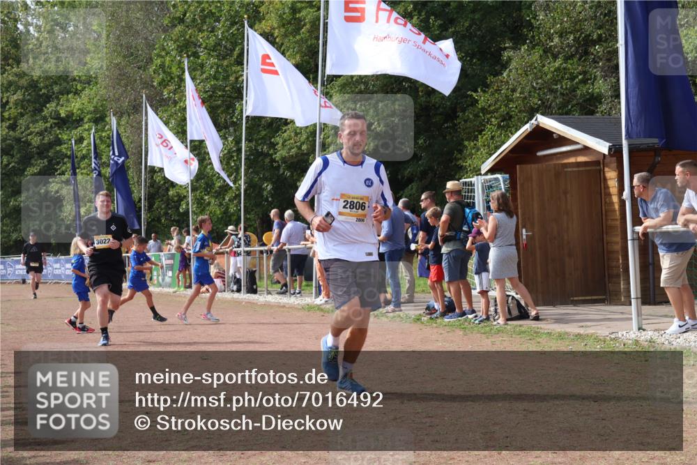 08.09.2024 - Airport Race Strokosch-Dieckow http://msf.ph/oto/7016492 08.09.2024 12:07:24 Ziel 2731, 2773, 2806, 2853, 3022 meine-sportfotos.de