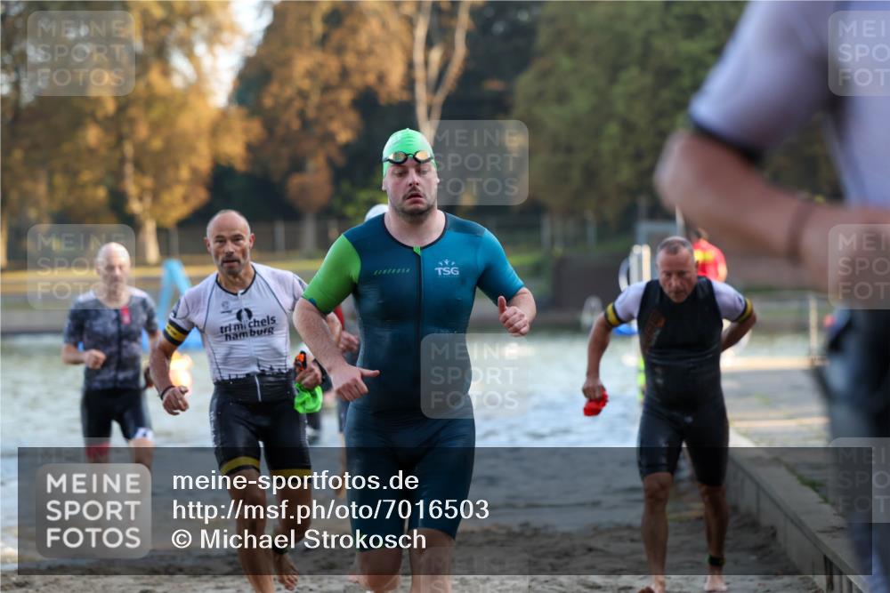 08.09.2024 - Stadtparktriathlon Michael Strokosch http://msf.ph/oto/7016503 08.09.2024 08:48:19 Schwimmen 6, 24, 27, 46, 57, 58, 60, 64 meine-sportfotos.de