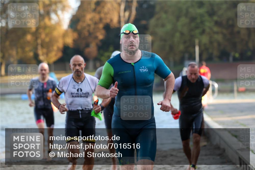08.09.2024 - Stadtparktriathlon Michael Strokosch http://msf.ph/oto/7016516 08.09.2024 08:48:20 Schwimmen 6, 24, 27, 46, 57, 58, 64 meine-sportfotos.de