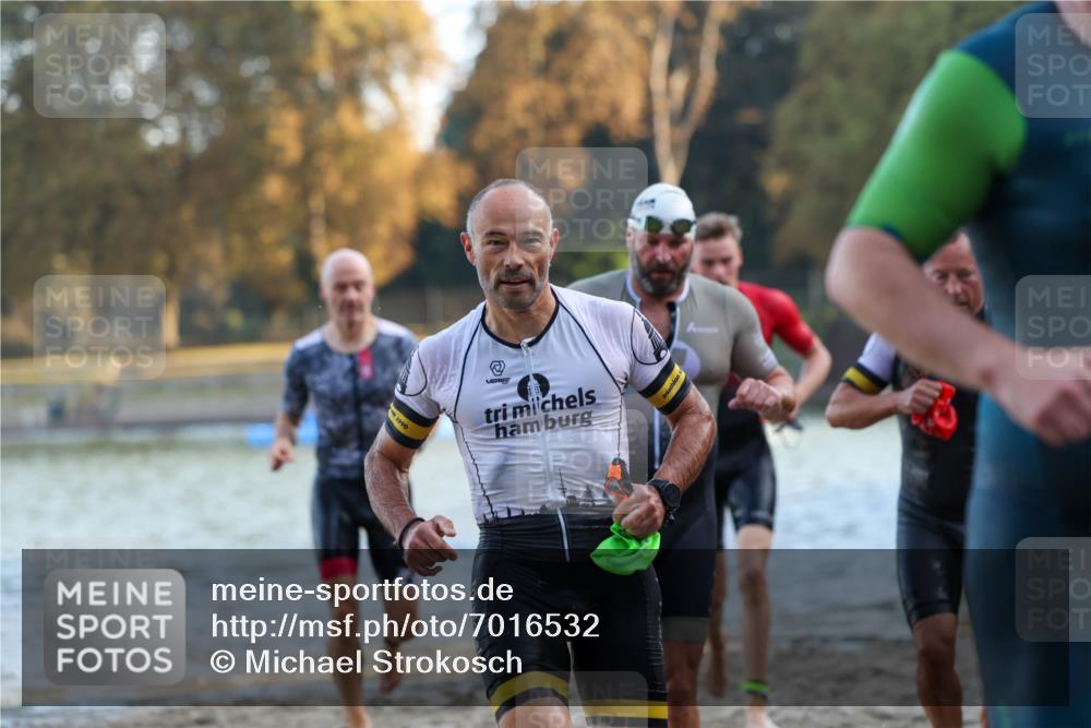 08.09.2024 - Stadtparktriathlon Michael Strokosch http://msf.ph/oto/7016532 08.09.2024 08:48:21 Schwimmen 6, 24, 27, 46, 57, 58, 64 meine-sportfotos.de