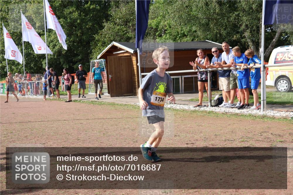08.09.2024 - Airport Race Strokosch-Dieckow http://msf.ph/oto/7016687 08.09.2024 11:32:34 Ziel 1734 meine-sportfotos.de