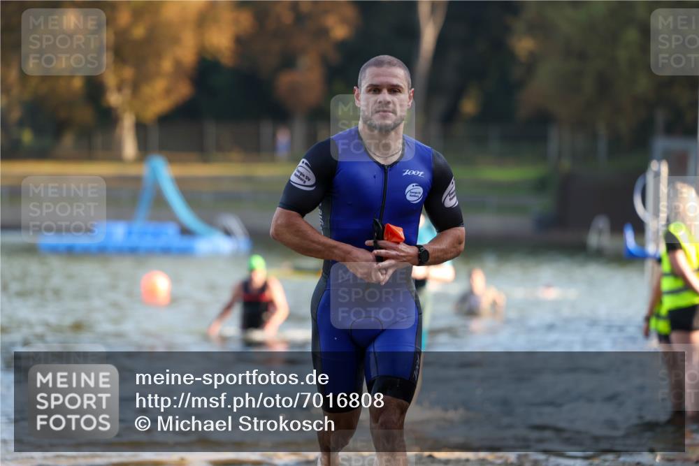 08.09.2024 - Stadtparktriathlon Michael Strokosch http://msf.ph/oto/7016808 08.09.2024 08:48:40 Schwimmen 4, 16, 61, 65 meine-sportfotos.de